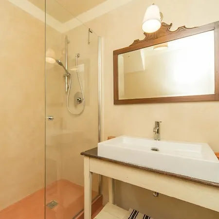 Podere Il Poggiolo 팜스테이 *