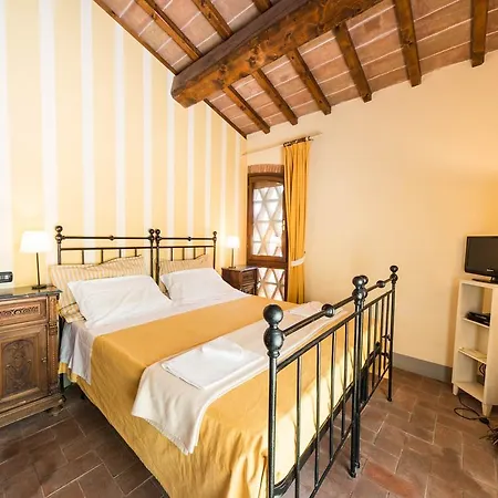 Podere Il Poggiolo Farm stay