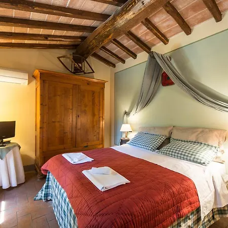 Podere Il Poggiolo Farm stay Pontassieve