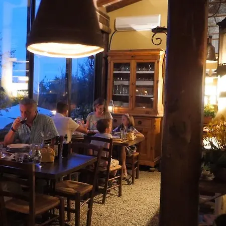 Podere Il Poggiolo Farm stay